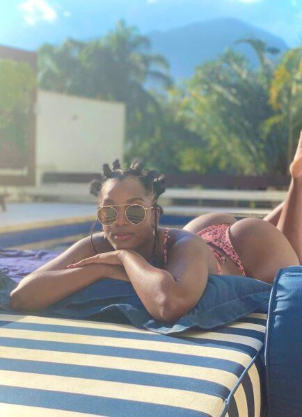 IZA FAMOSA GOSTOSA #GmyFZDfb